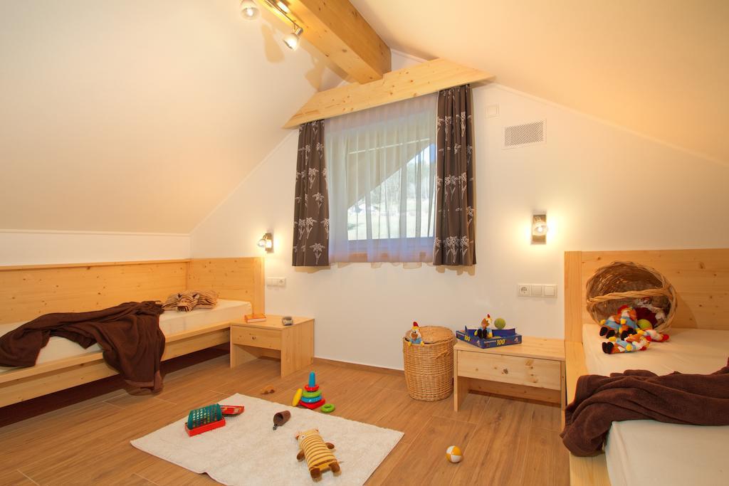 Stiflerhof Apartment Falzes Room photo